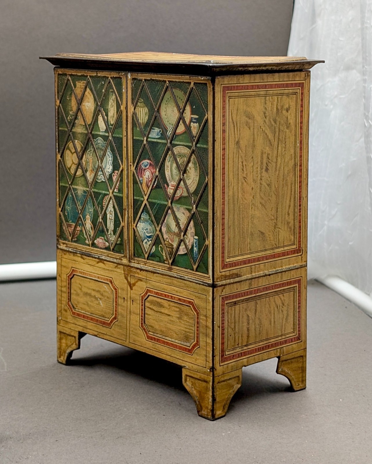 RARE ANTIQUE VICTORIAN ~ HUNTLEY & PALMERS ~ CHINA CABINET ~ BISCUIT TIN