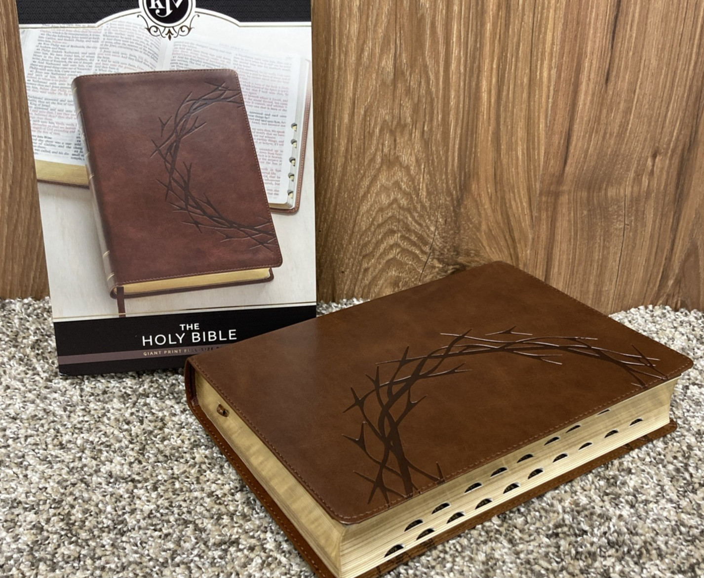 KJV Giant Print Bible | Indexed | Brown Crown of Thorns | red letter KJV Giant Print Bible | Indexed | Brown Crown of Thorns | red letter