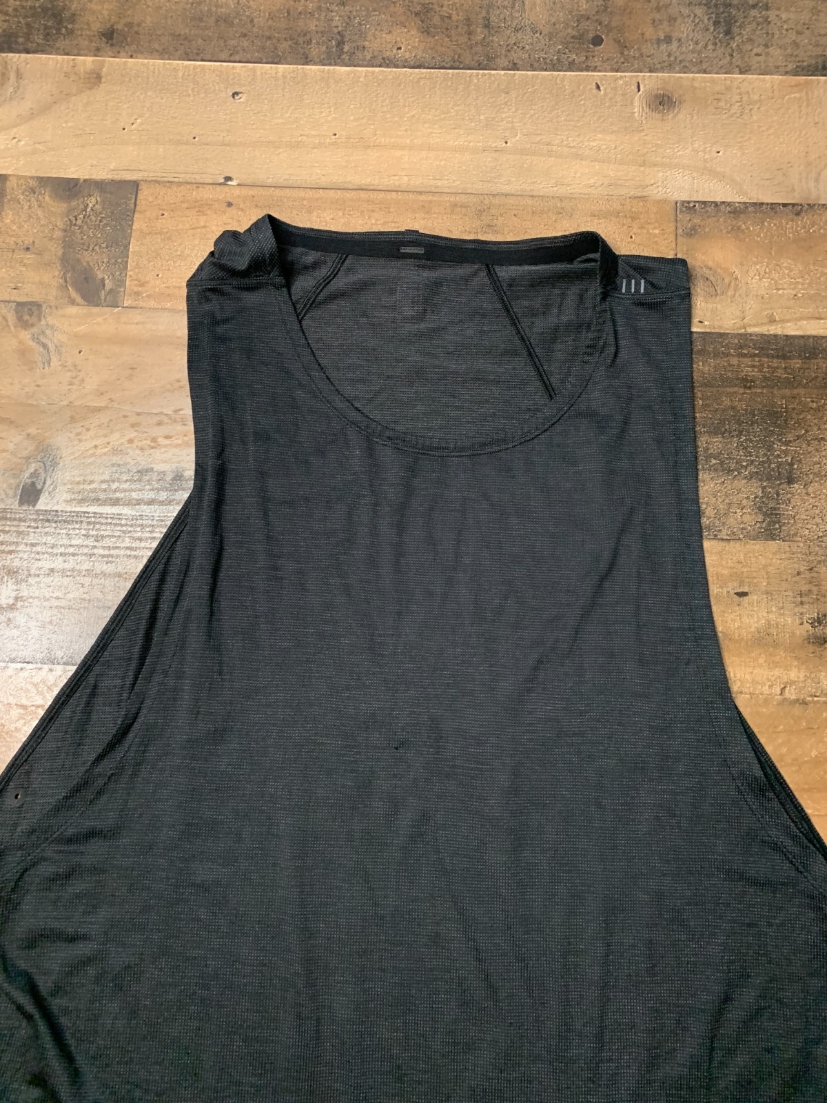 Lululemon License To Train Tank Top Mens XL Black Training Performance Running