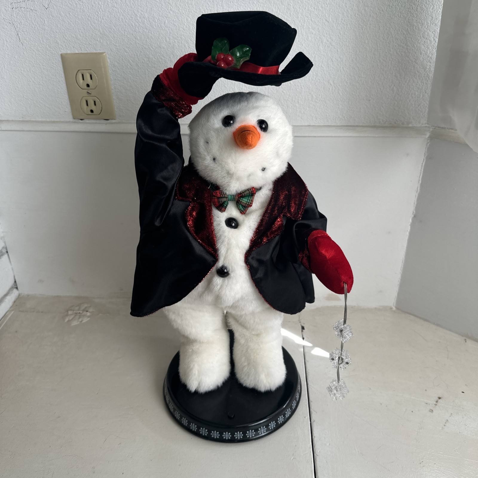 Gemmy 2003 Mr. Snow Business Snow Miser Snowflake Spinner 18 Gemmy 2003 Mr. Snow Business Snow Miser Snowflake Spinner 18