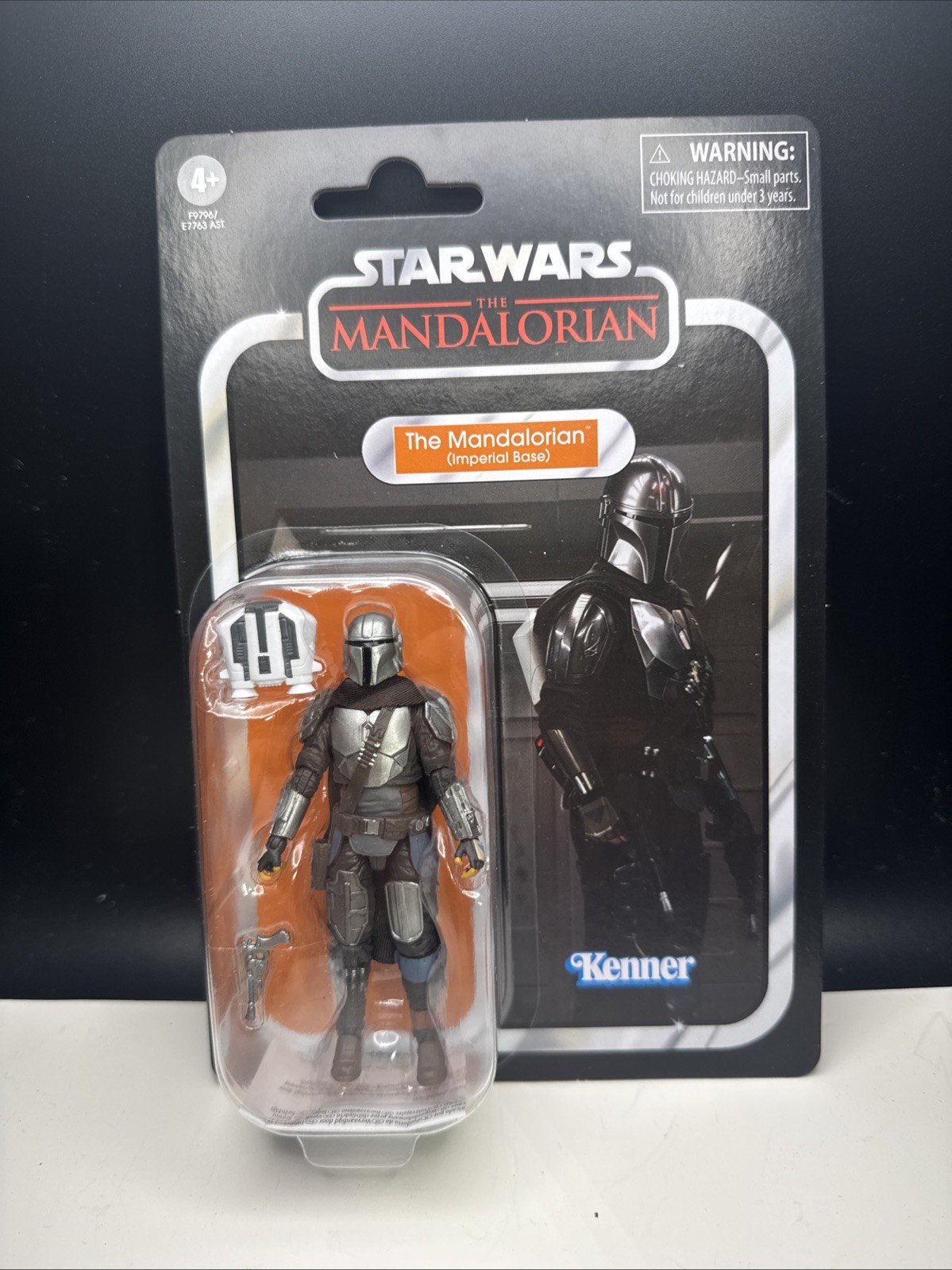 2025 Star Wars Vintage Collection VC312A The Mandalorian Imperial Base c8/9