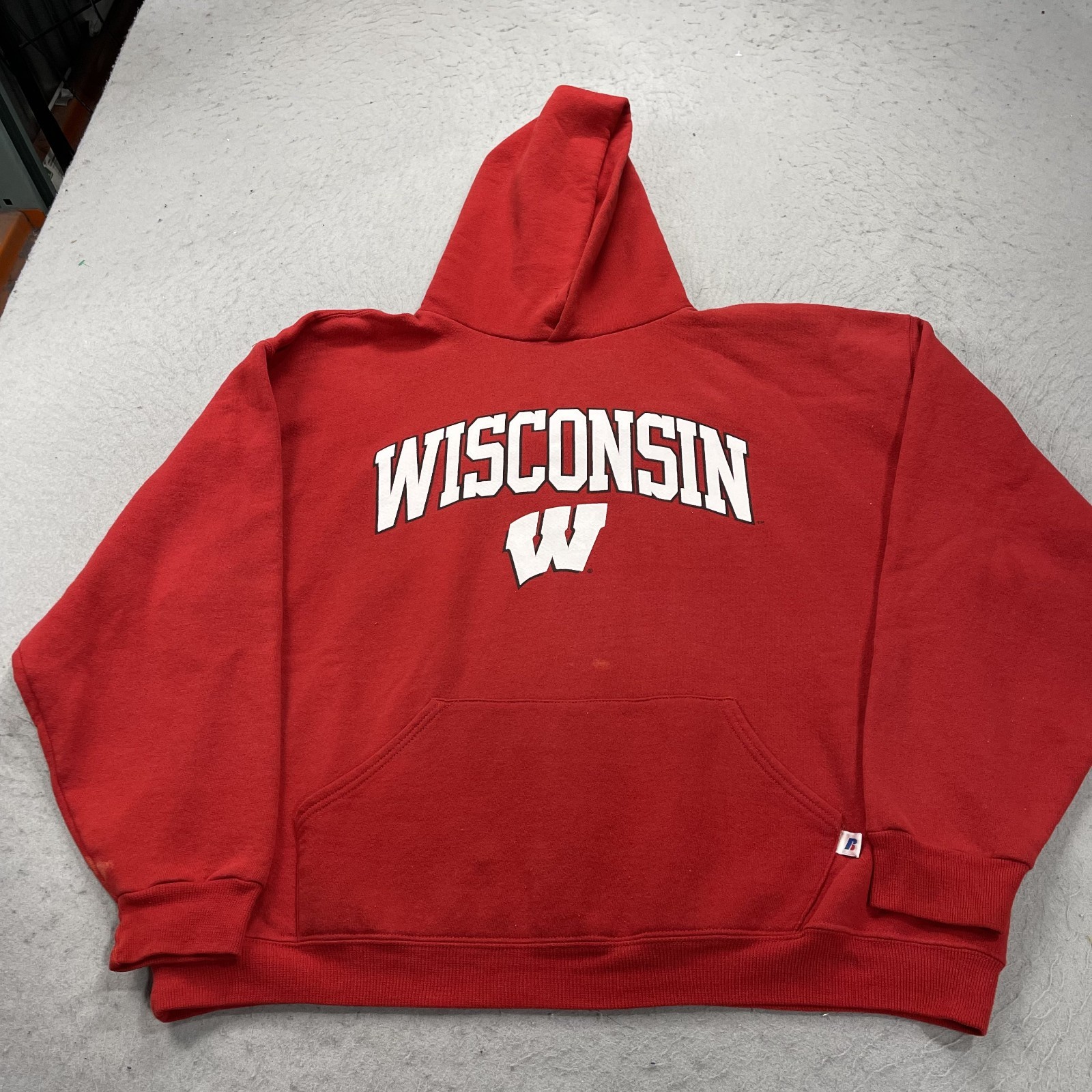 VINTAGE Wisconsin Badgers Hoodie Mens XL Russell Athletic Sweatshirt NCAA 90s