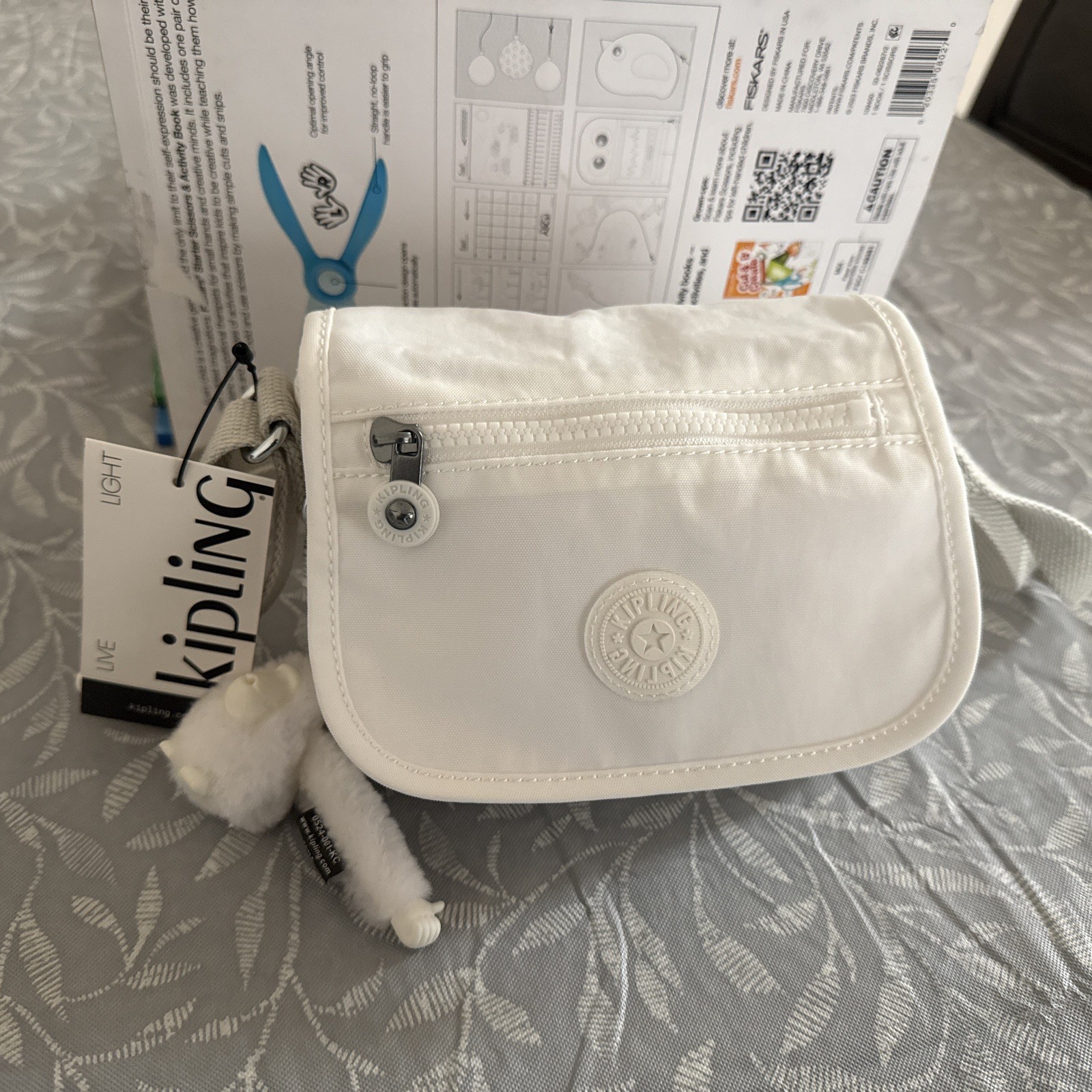 Kipling Art Mini Handbag Crossbody Bag Ivory White Pure Alabaster With Monkey Kipling Art Mini Handbag Crossbody Bag Ivory White Pure Alabaster With Monkey
