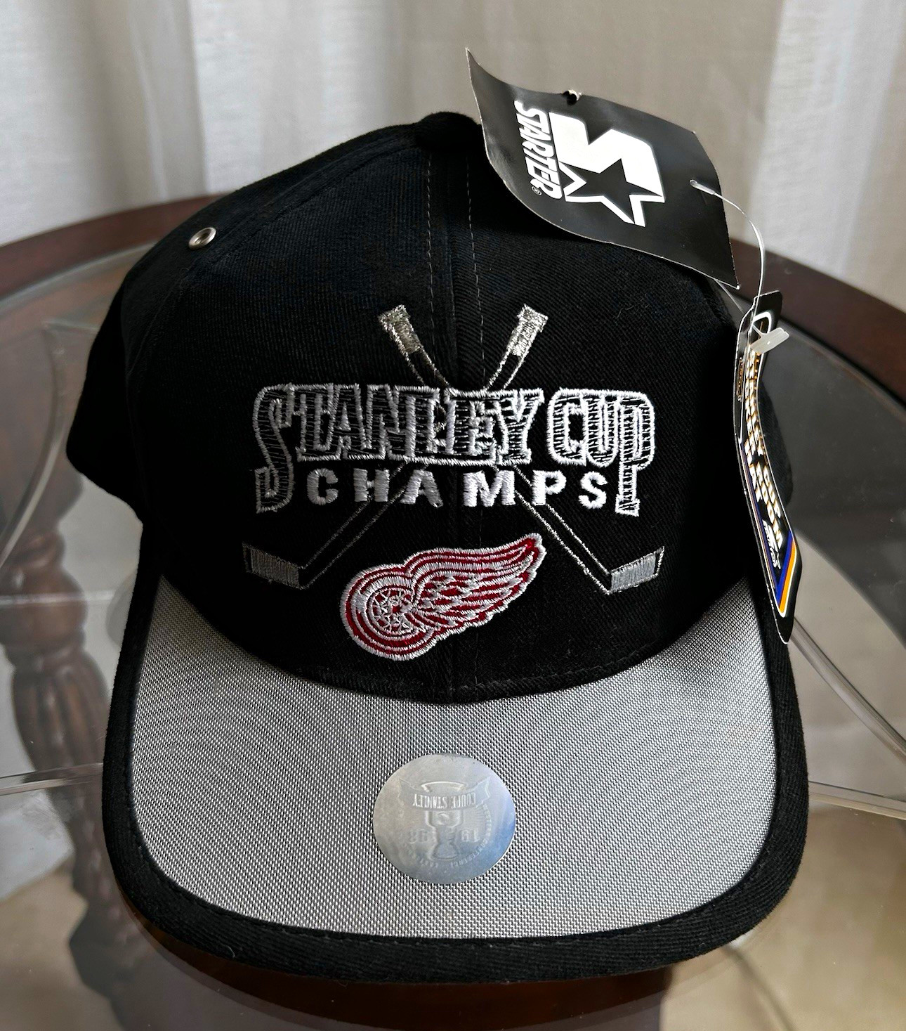 VTG 1998 Detroit Red Wings Stanley Cup Champions Starter Hat Strapback NWT NHL