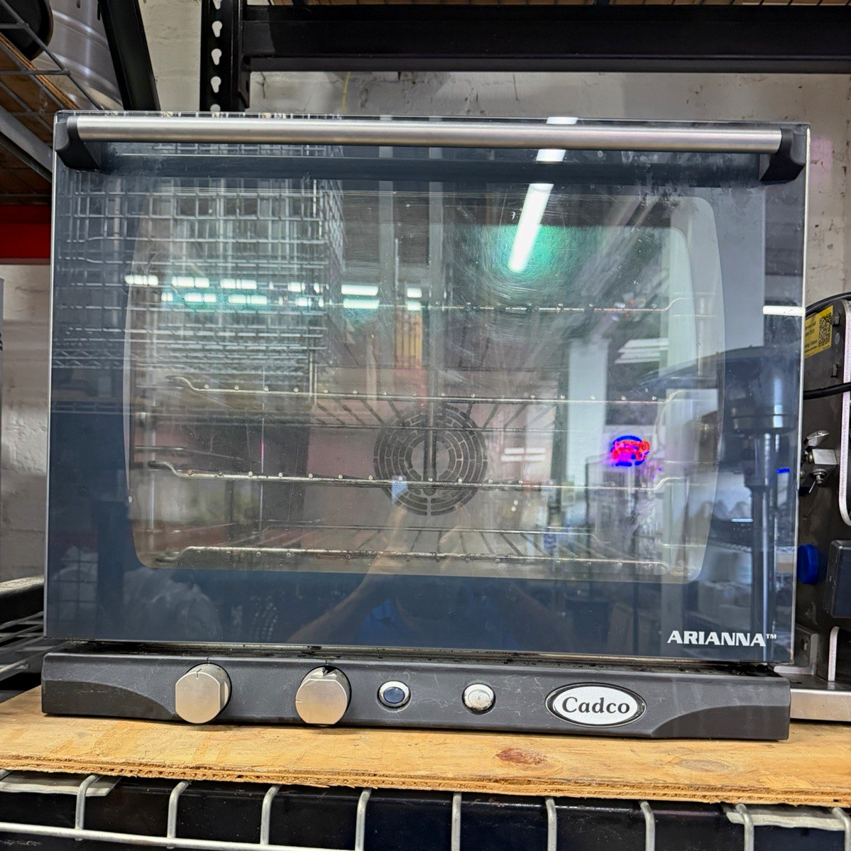 Cadco ARIANNA Commercial Countertop Convection Oven Stainless Steel Glass Door Cadco ARIANNA Commercial Countertop Convection Oven Stainless Steel Glass Door