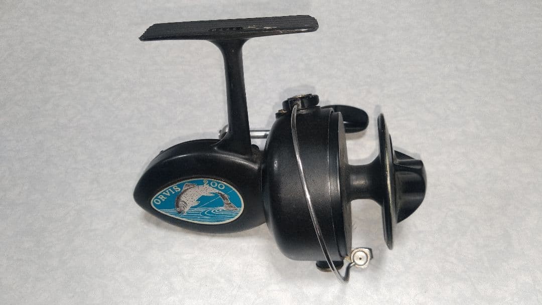 Orvis 200 Spinning Reel Made in Italy Orvis 200 Spinning Reel Made in Italy