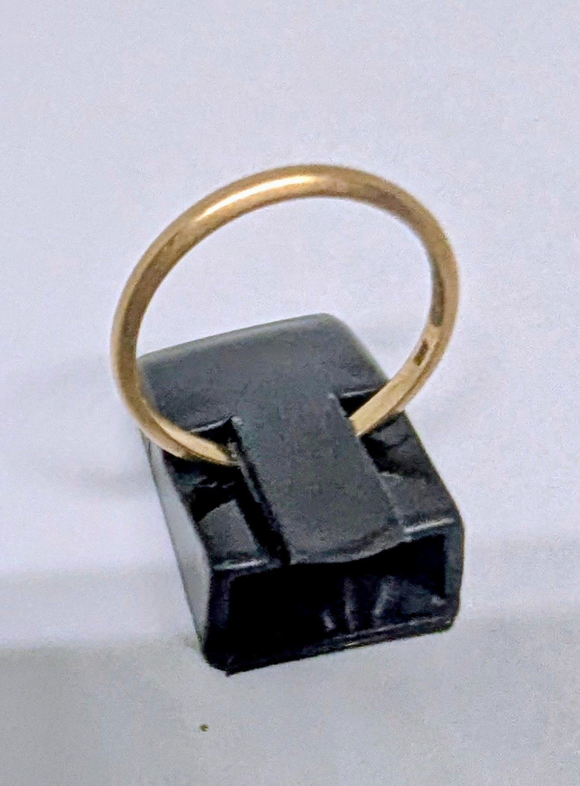 Vintage 9K Yellow Gold Wedding Band Ring European 375 Size 7.5 2g