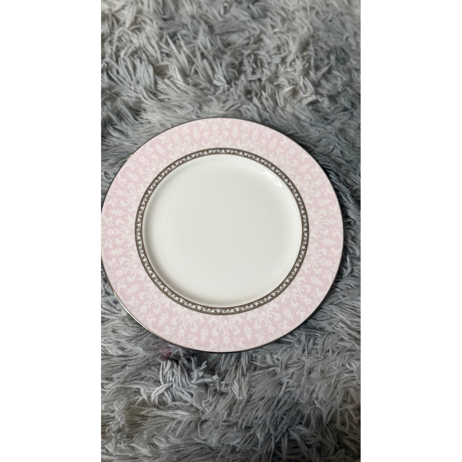 Lenox The Cake Bake Shop Pink Scroll 9\ Lenox The Cake Bake Shop Pink Scroll 9\