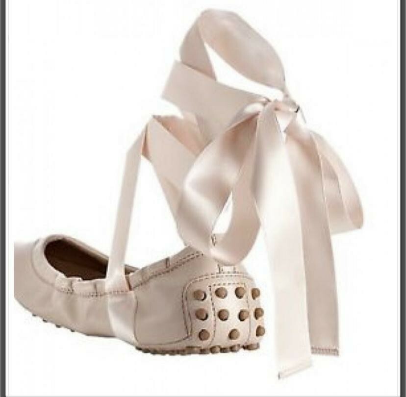 NIB Tod\'s ballerina pink leather LA-Scala flats w/ribbon collectible 36/5.5U.S