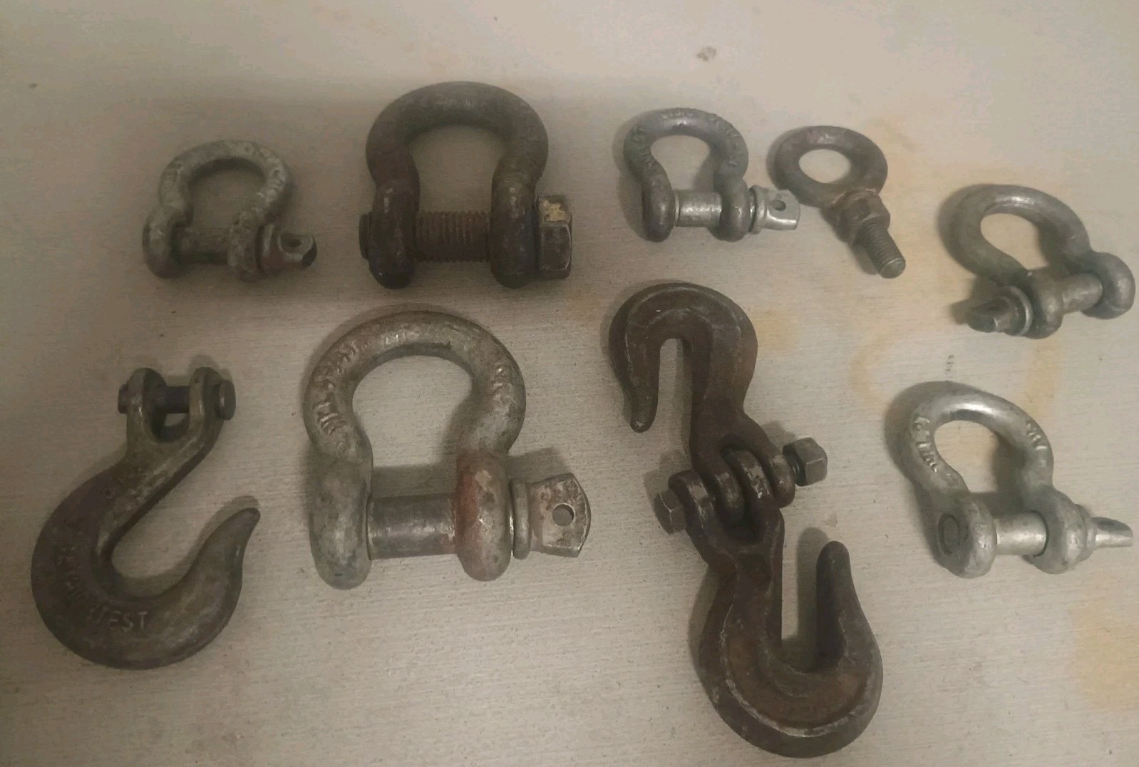 Vintage Anchor Shackle, Safety Hook , 9 Lot Pre-owned Good Condition