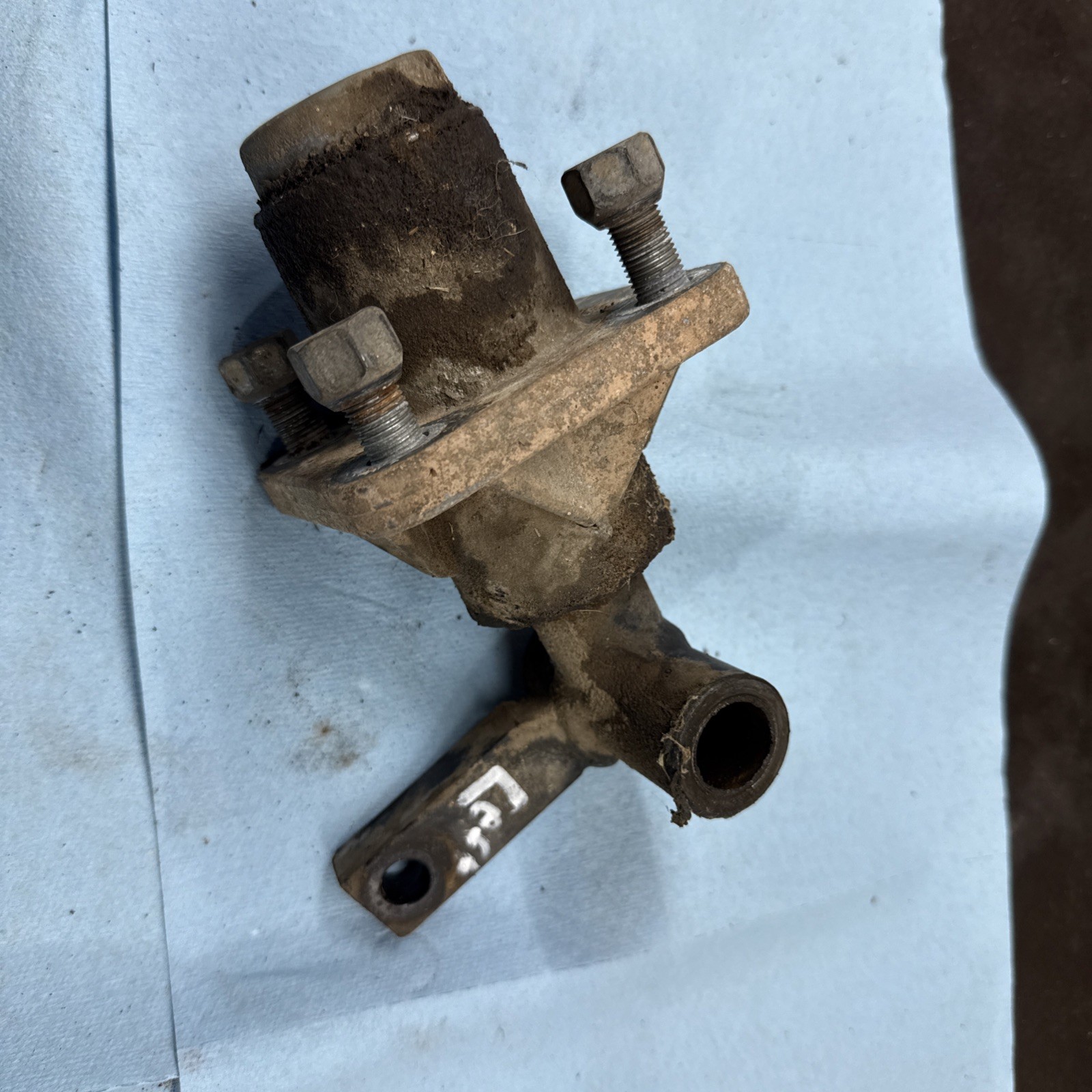 1970’s - 1980’s Vintage Ezgo Gas Robin 244 Marathon Golf Cart Left Spindle Hub