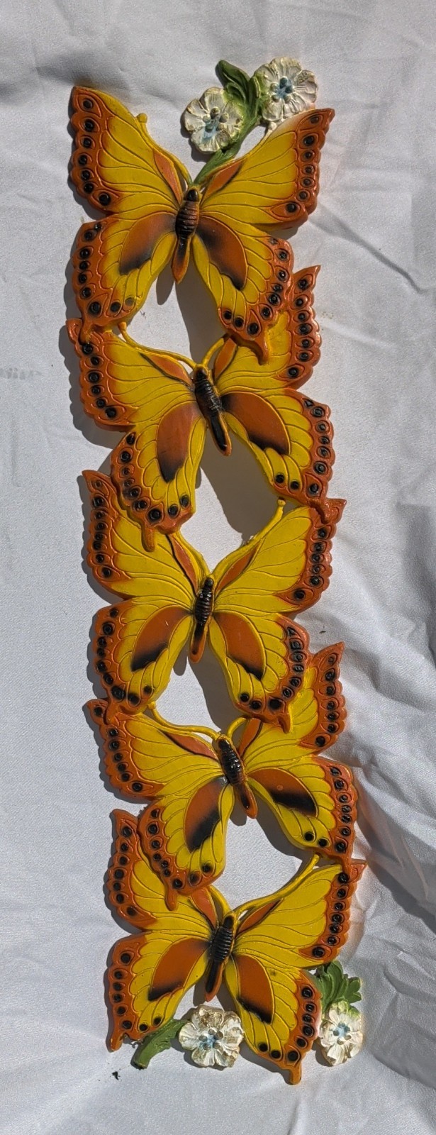 VINTAGE 1978 BUTTERFLY WALL HANGING UNIVERSAL STATURY ORANGE 24 VINTAGE 1978 BUTTERFLY WALL HANGING UNIVERSAL STATURY ORANGE 24