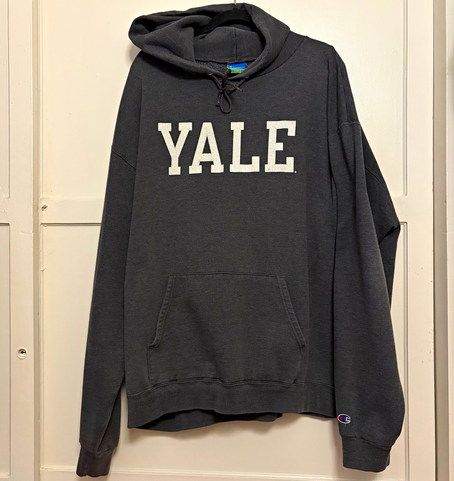 Yale University Champion Eco Fleece Hoodie Mens 2XL Gray Spellout Pullover Yale University Champion Eco Fleece Hoodie Mens 2XL Gray Spellout Pullover