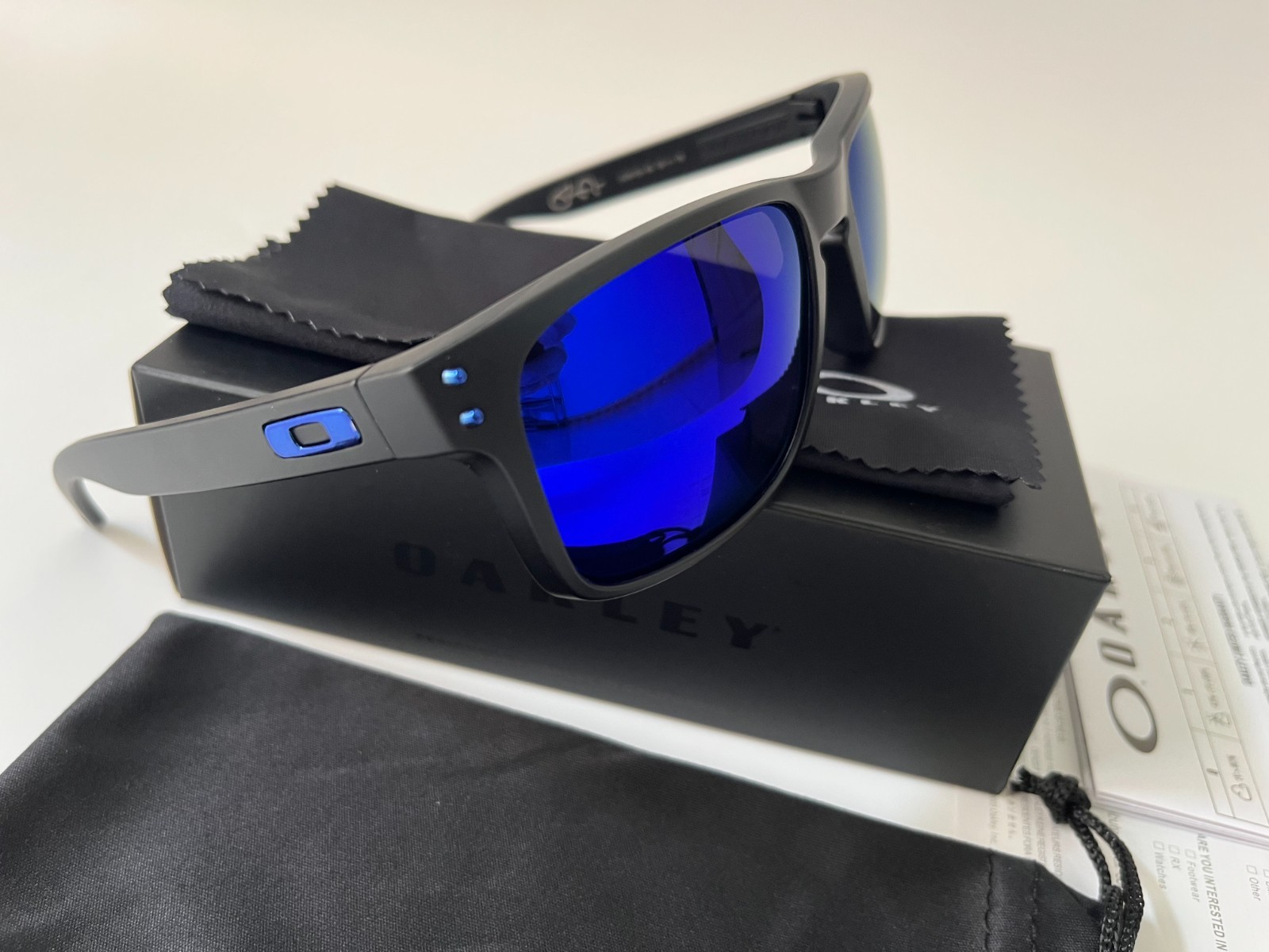 Oakley Holbrook OO9102 Sunglasses Matte Black /Blue Mirror Polarized Sunglasses