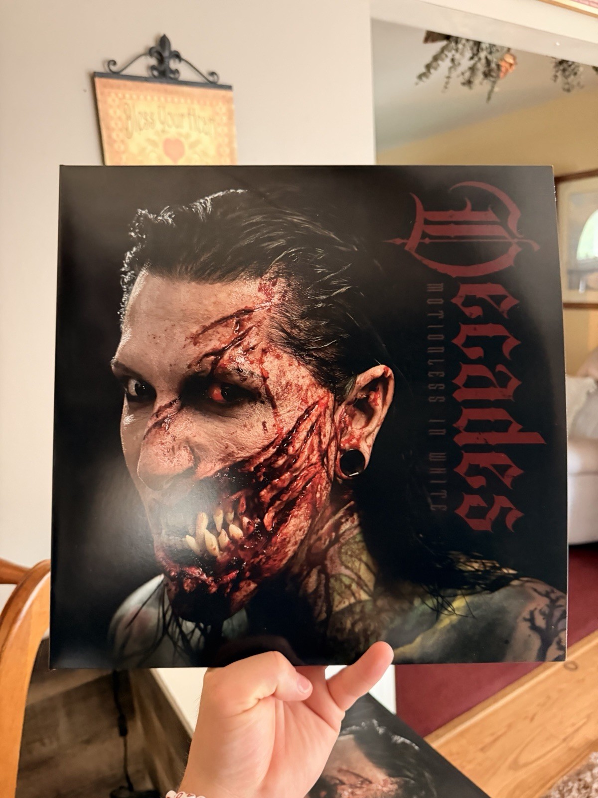 Motionless in White Scoring the End of the World LP Red/Black Vinyl Sealed Motionless in White Scoring the End of the World LP Red/Black Vinyl Sealed