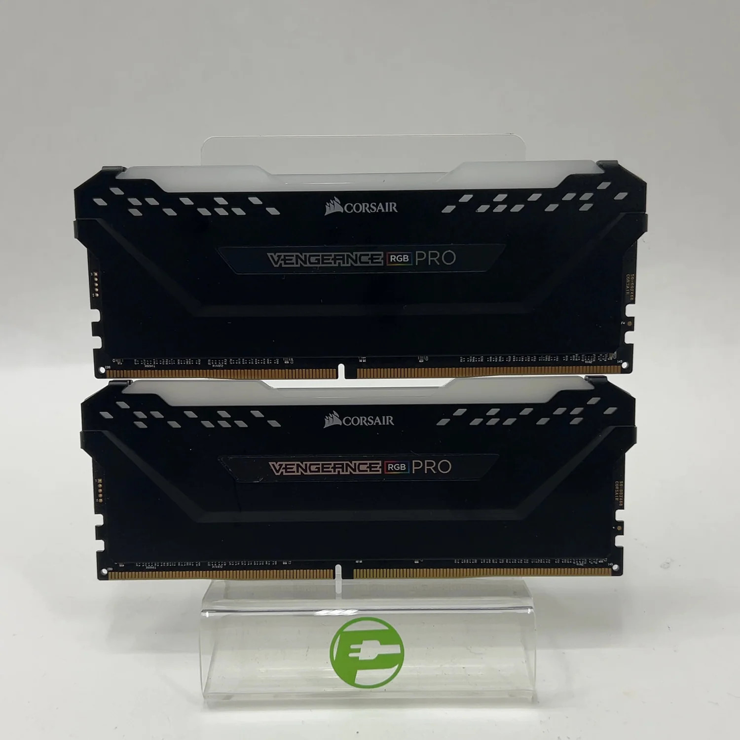 Corsair Vengeance RGB Pro 32GB (2x16GB) RAM DDR4 3200MHz CMW32GX4M2C3200C16