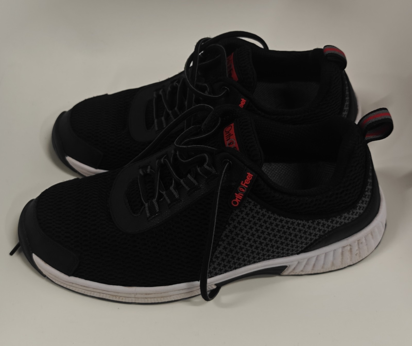 Orthofeet Edgewater 617 Men 11.5 D Medium Wide Black Mesh Athletic Walking Shoes