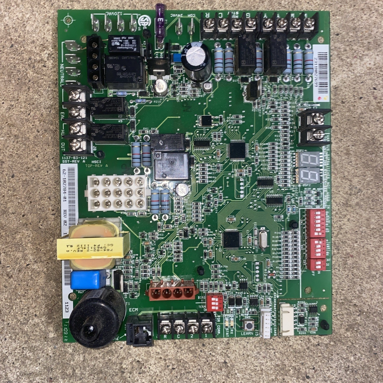 62-102784-01  Gas Furnace Control Board 47-102738-13 Rheem 1137-83-121.   1-7 