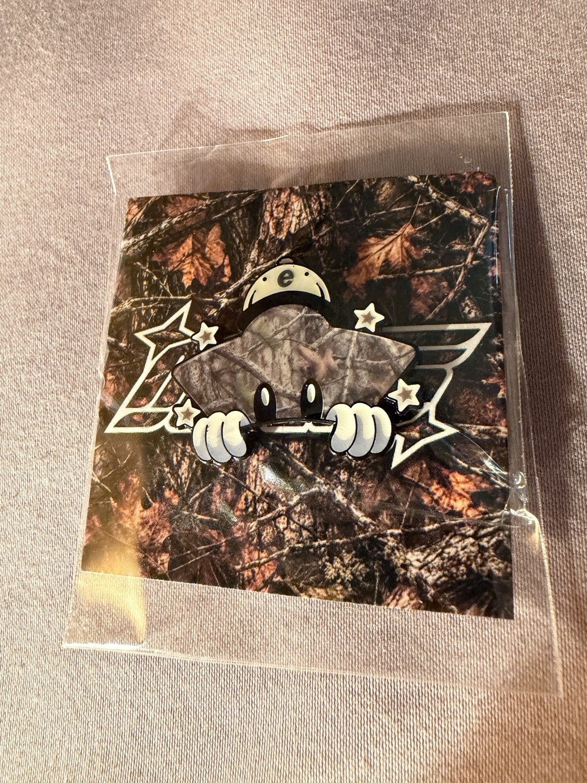 Star Boy Pin Rare Real tree Camo Star Boy Pin Rare Real tree Camo