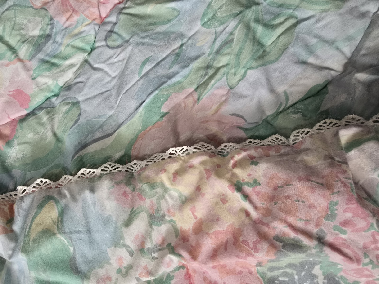 Atelier Martex Claude Monet Museum Full Floral Reversible Comforter Atelier Martex Claude Monet Museum Full Floral Reversible Comforter