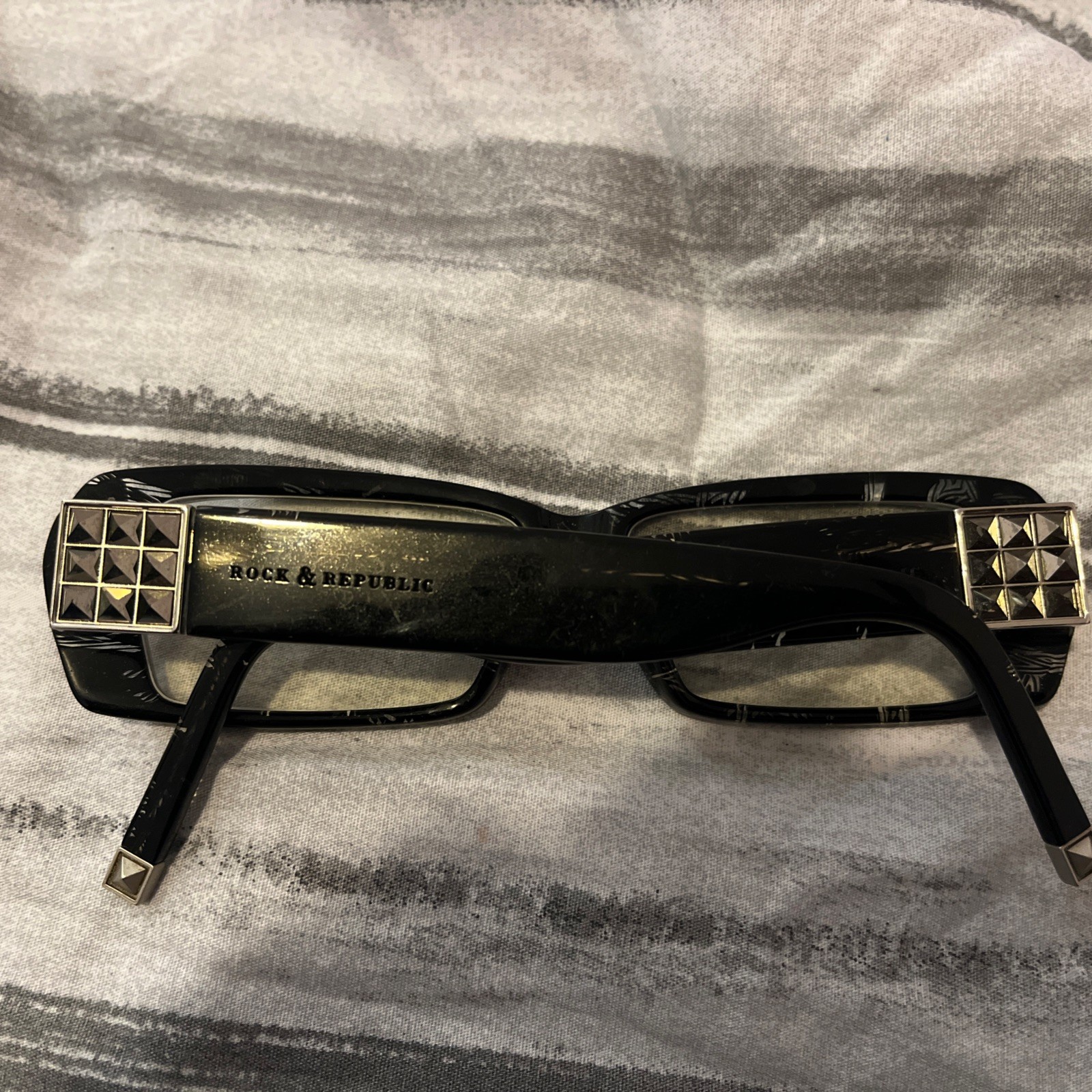 Rock & Republic Eyeglasses, Frames Only, RR012-01 B11, 52-13-140, Plastic, Italy Rock & Republic Eyeglasses, Frames Only, RR012-01 B11, 52-13-140, Plastic, Italy