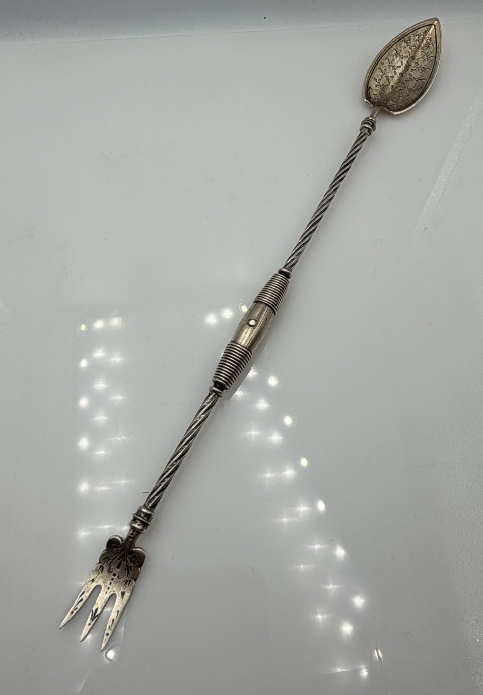 Gorham Antique Sterling Silver Olive Barrel Double End Spoon & Fork Server Gorham Antique Sterling Silver Olive Barrel Double End Spoon & Fork Server
