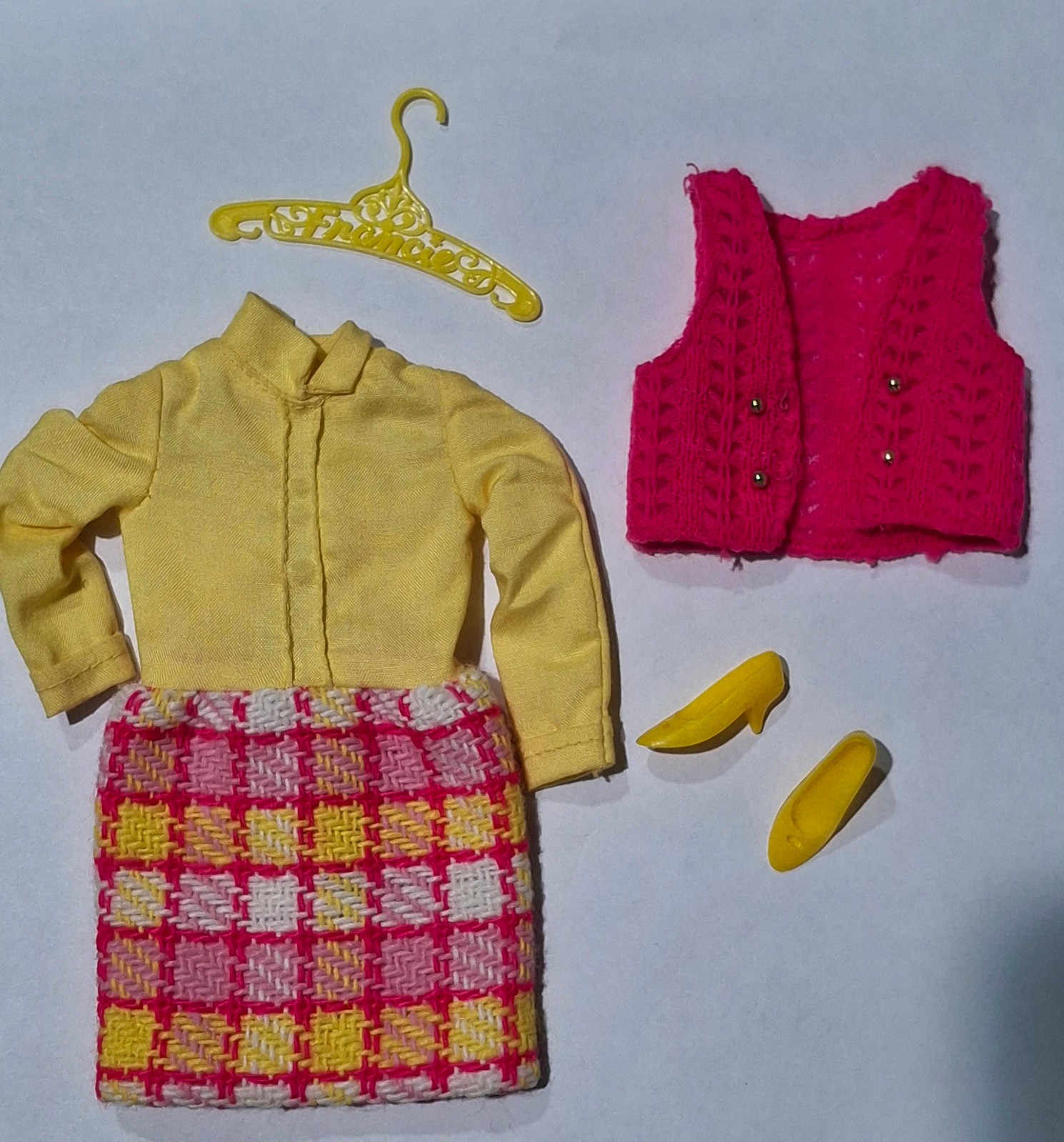 Vintage Barbie/Skipper #1224 Vested Interest outfit with ORIGINAL SHOES.