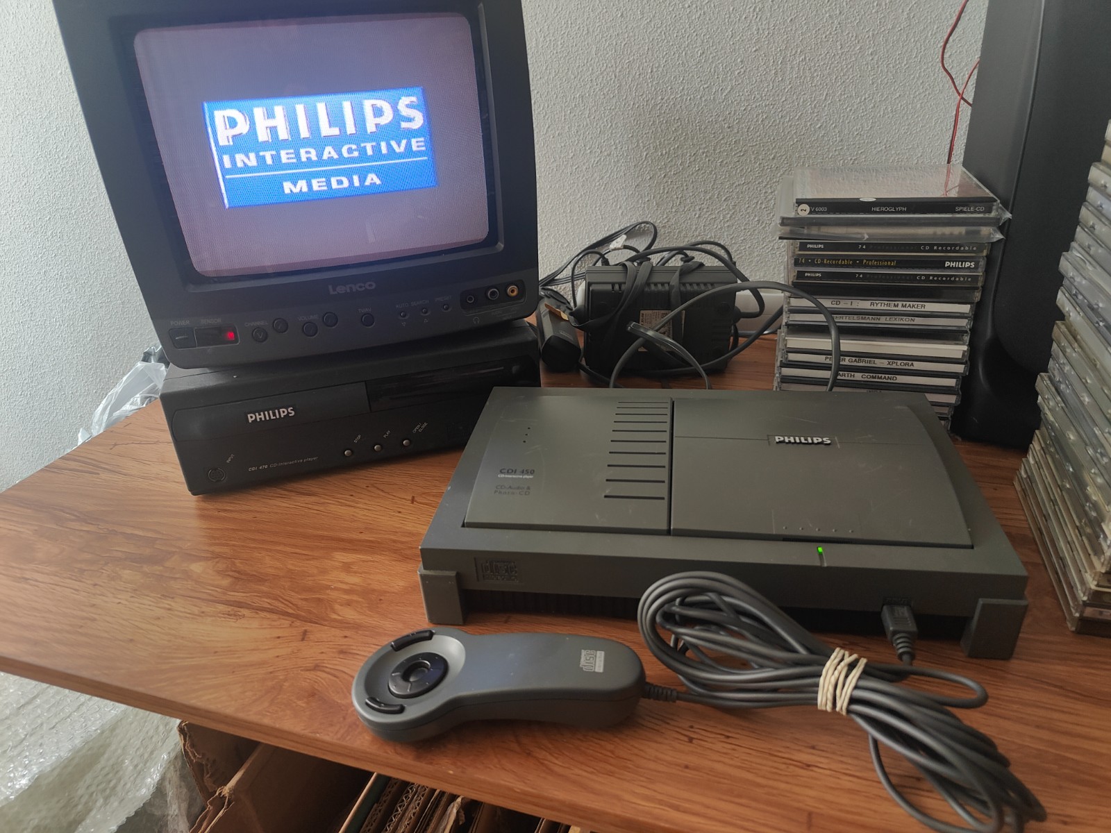 Rare Tested Philips cdi 450 Retro Gaming Console  RegionFree Player cd-i