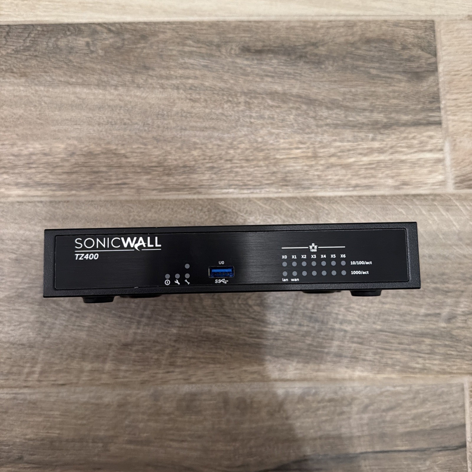 SonicWall TZ400 Network Security Firewall Appliance 01-SSC-0213 No Adapter
