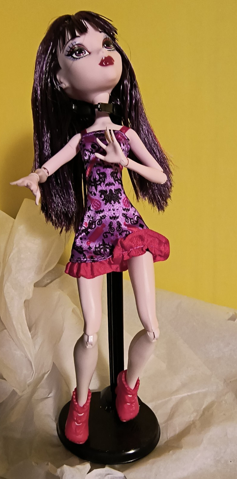 2014 Mattel Monster High Elissabat Ghoul Fair Doll with Bat Dress and Red Shoes 2014 Mattel Monster High Elissabat Ghoul Fair Doll with Bat Dress and Red Shoes