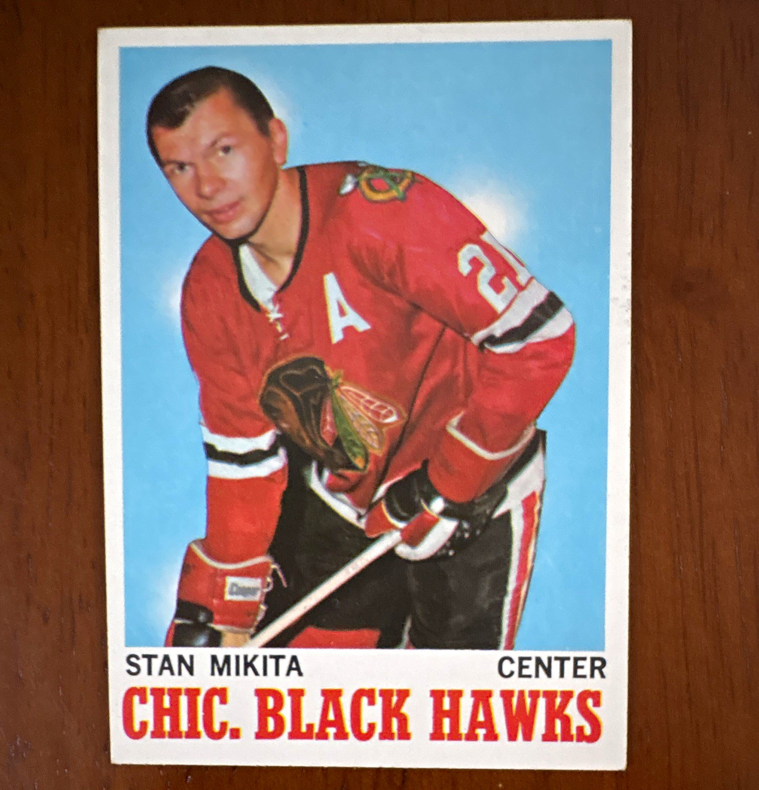 Topps 1970-71 Stan Mikita #20 Chicago Blackhawks HOF VG-EX
