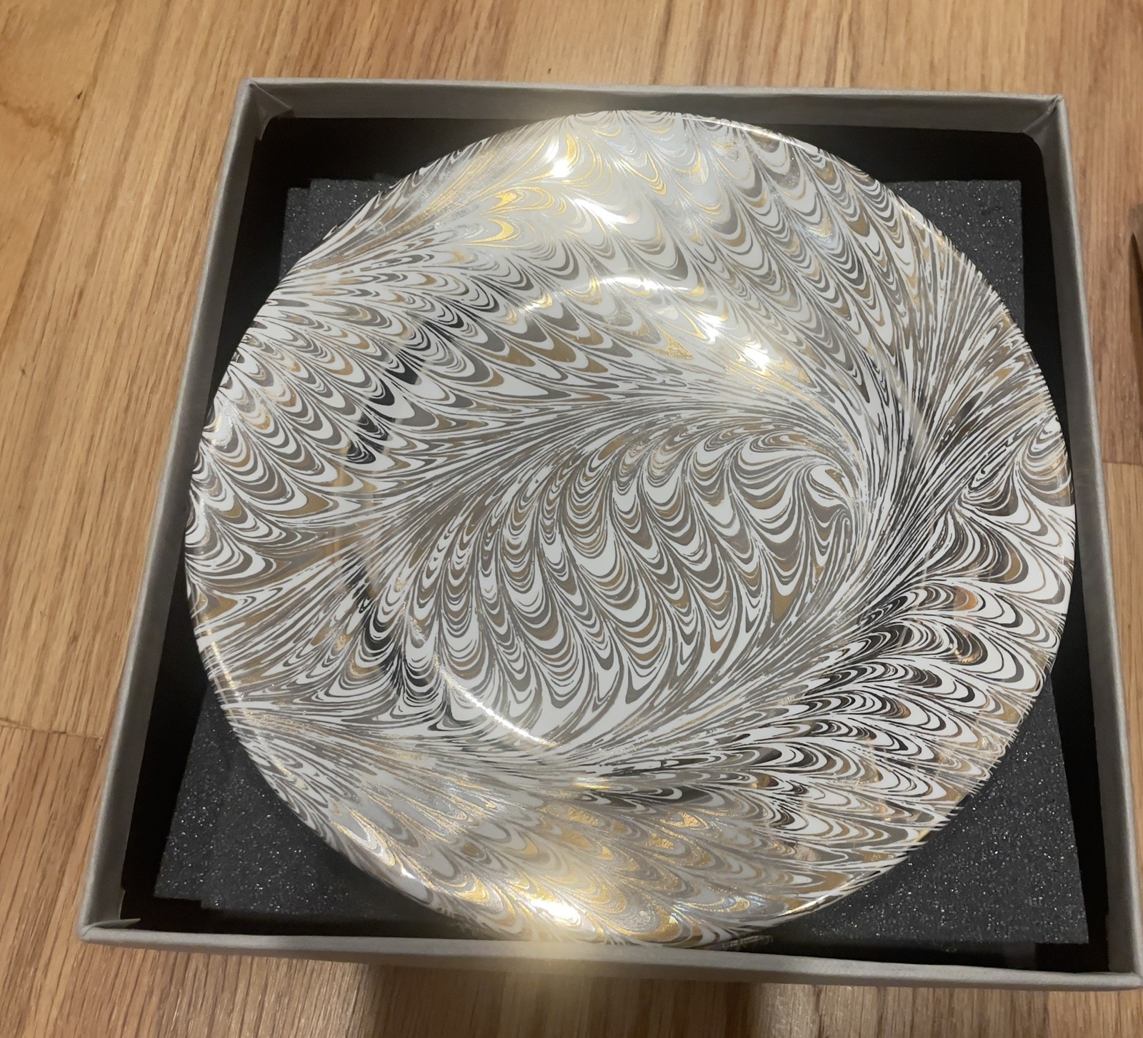 NEW Juliska Firenze Medici 24K Gold Platinum Cocktail Plates Set 4 Gift Box