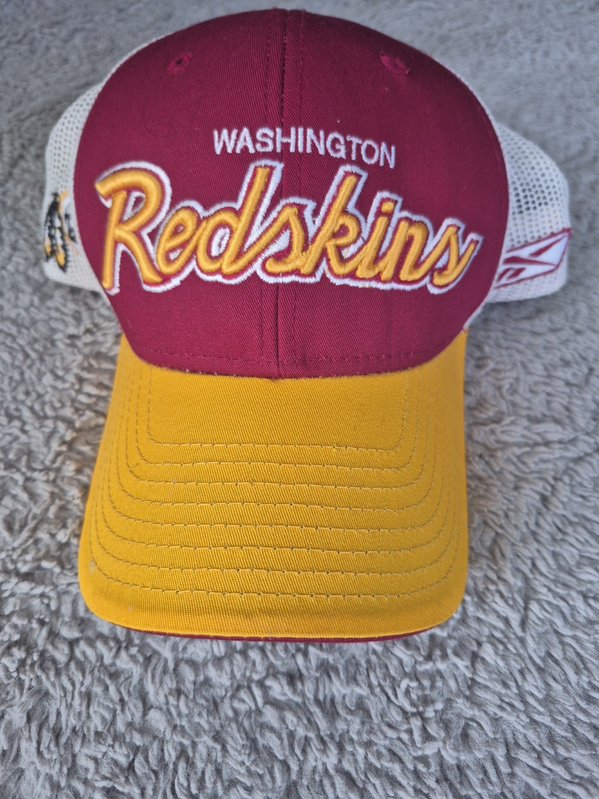 Nice Vintage Reebok Redskins Mesh Back Trucker Hat Snapback One Size Embroidered