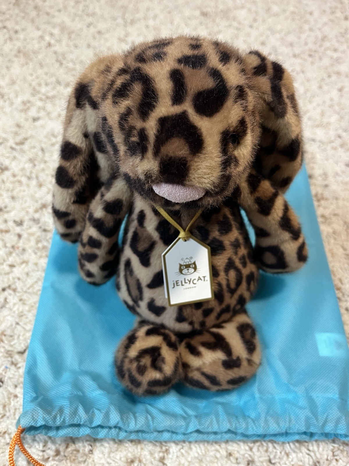 BNWT 100% Authentic Jellycat Cobblehop Bunny Ruby Cruiser Exclusive BNWT 100% Authentic Jellycat Cobblehop Bunny Ruby Cruiser Exclusive