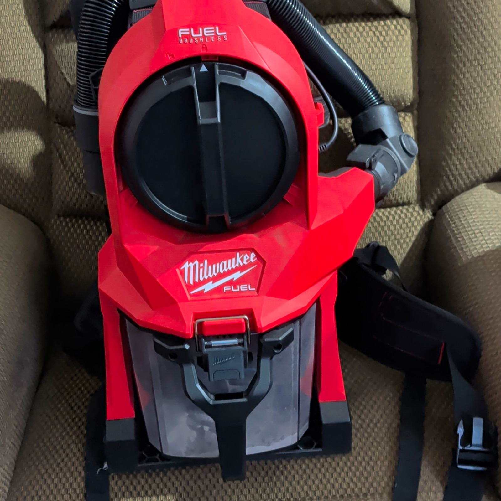 Milwaukee FUEL Backpack Vacuum Cordless Bagless Portable Red/Black w/ Hose