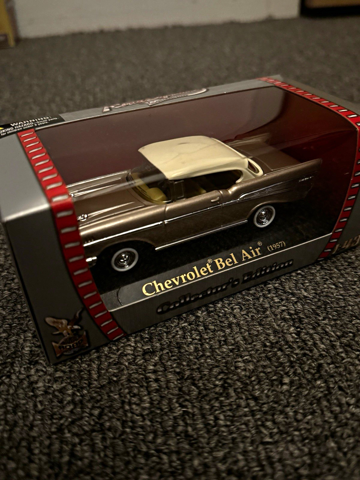 Road Signature 1:43 1957 Chevrolet Bel Air Diecast Model quartz on tan Unopened Road Signature 1:43 1957 Chevrolet Bel Air Diecast Model quartz on tan Unopened