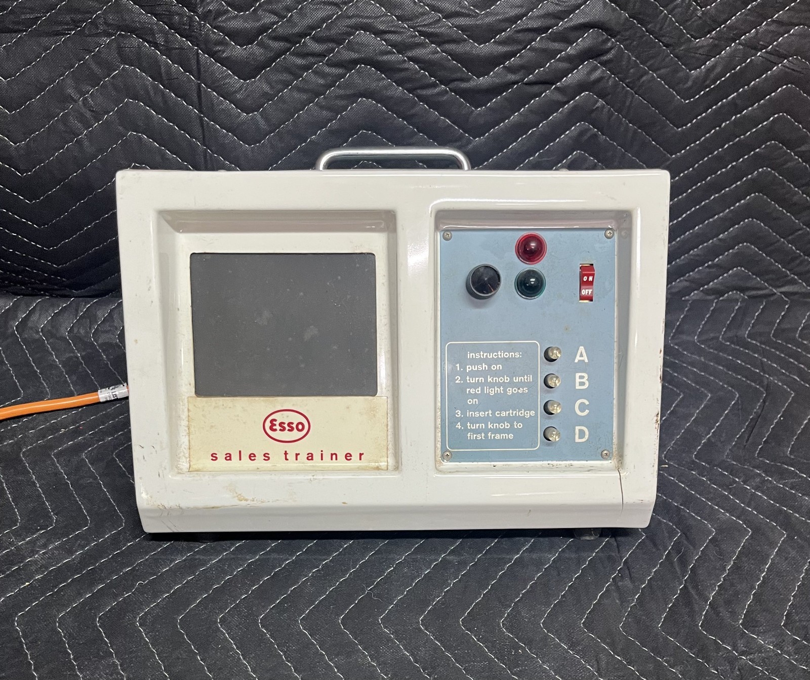 Vintage Esso Sales Trainer Filmstrip Projector 