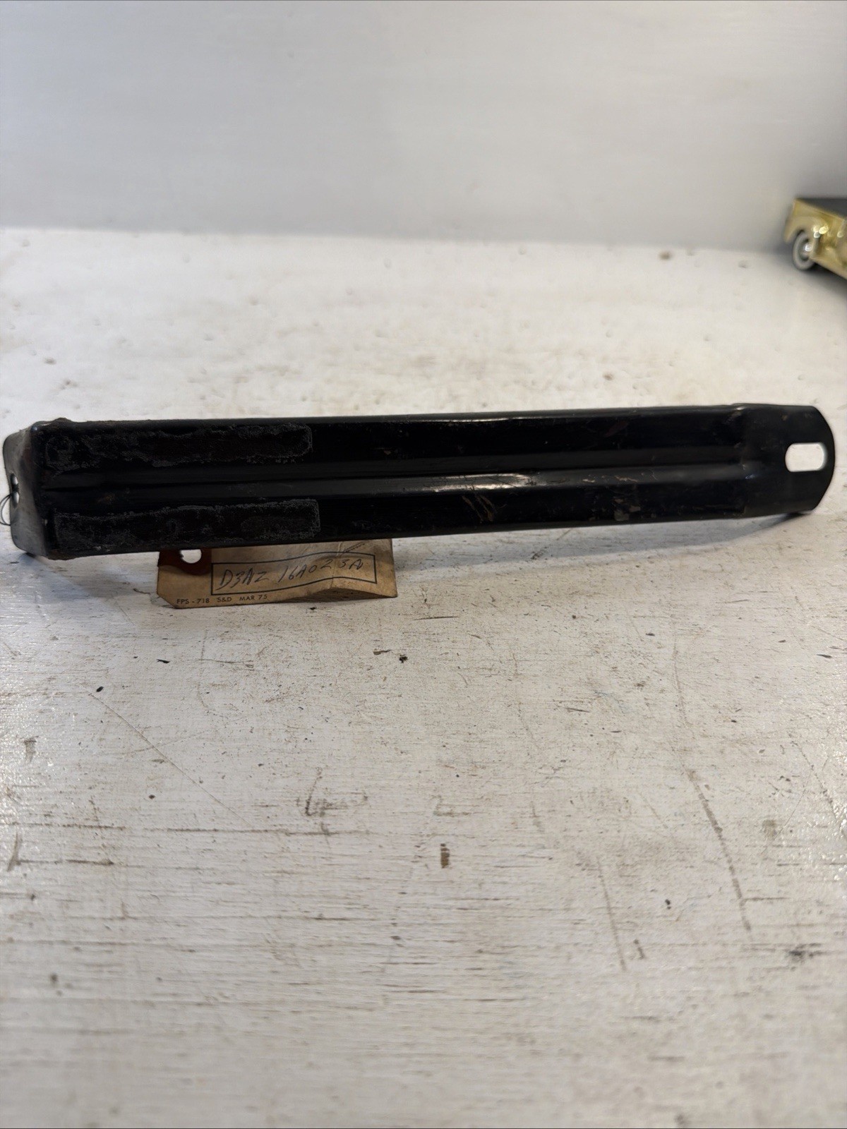 OEM 1973 1974 FORD GALAXIE LTD CUSTOM 500 COUNTRY SQUIRE RH FENDER BRACE BRACKET