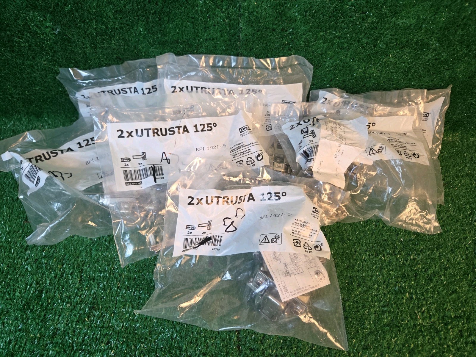 2x IKEA UTRUSTA 125° Cabinet Door Hinges 602.046.45  New (7 Packs - 14 Hinges)