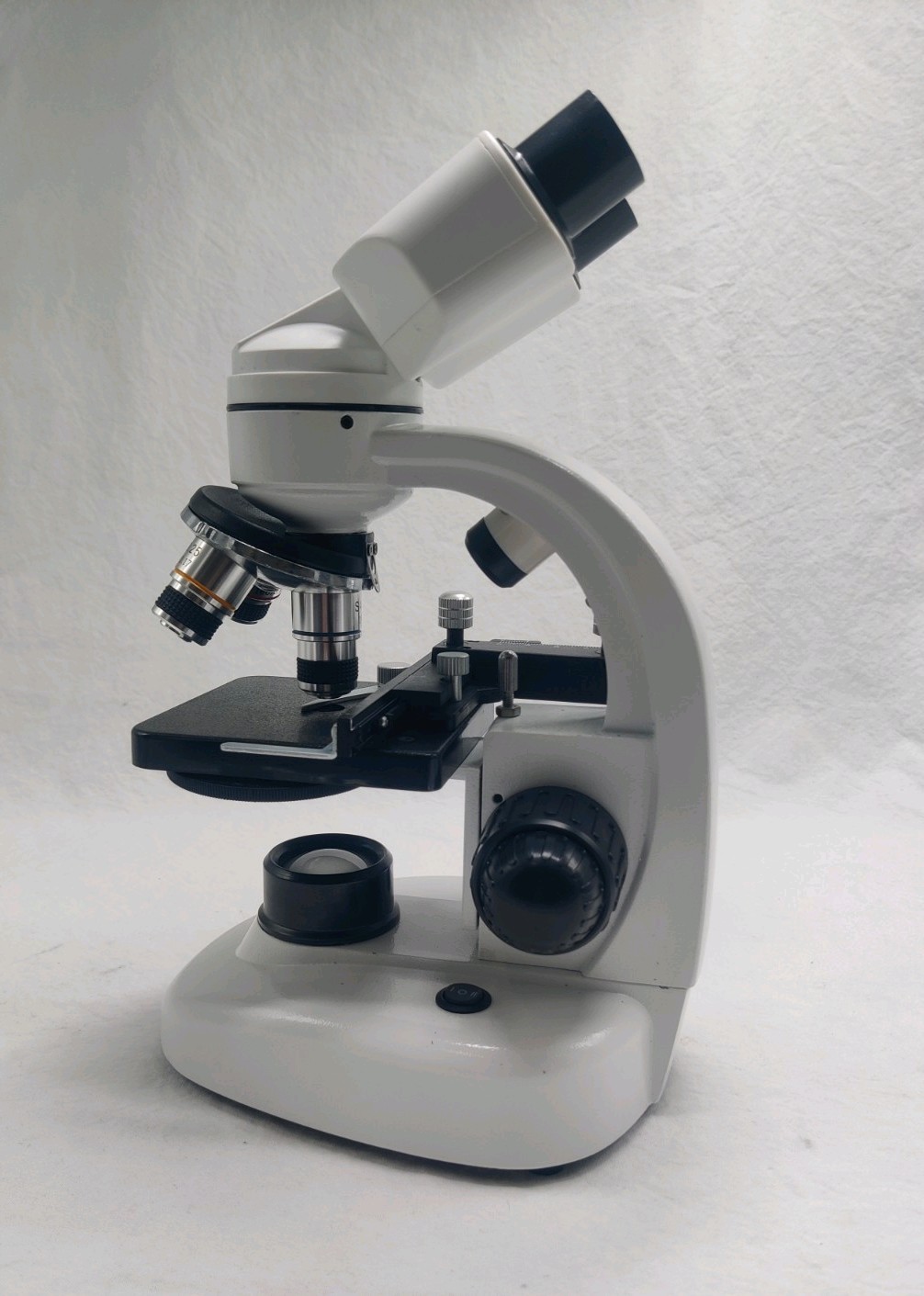 New/Unbranded Binocular Compound Microscope (AmScope Style) w/Case & Accessories New/Unbranded Binocular Compound Microscope (AmScope Style) w/Case & Accessories