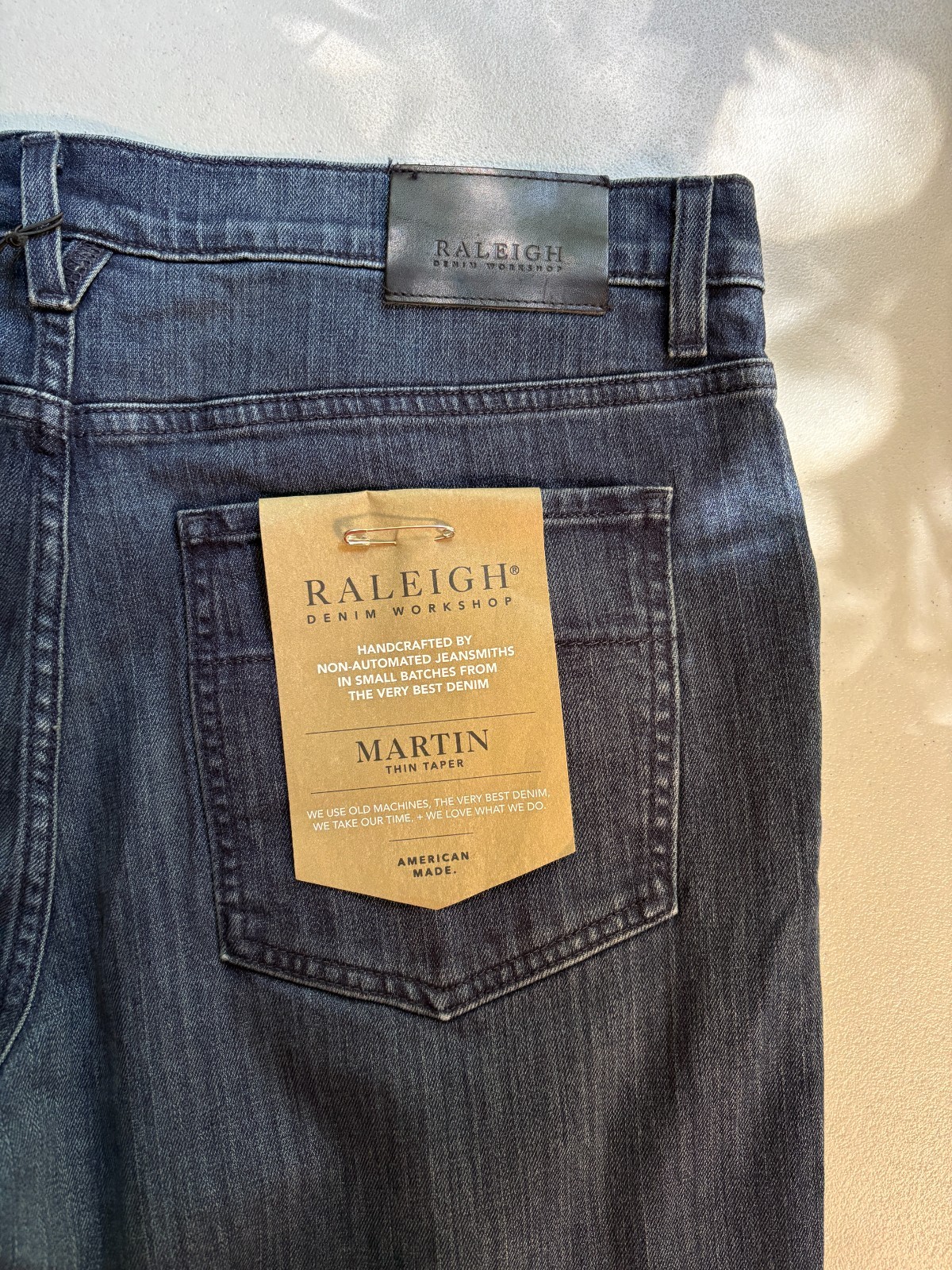 NWT Raleigh Martin Thin Taper Jeans Size 36 waist