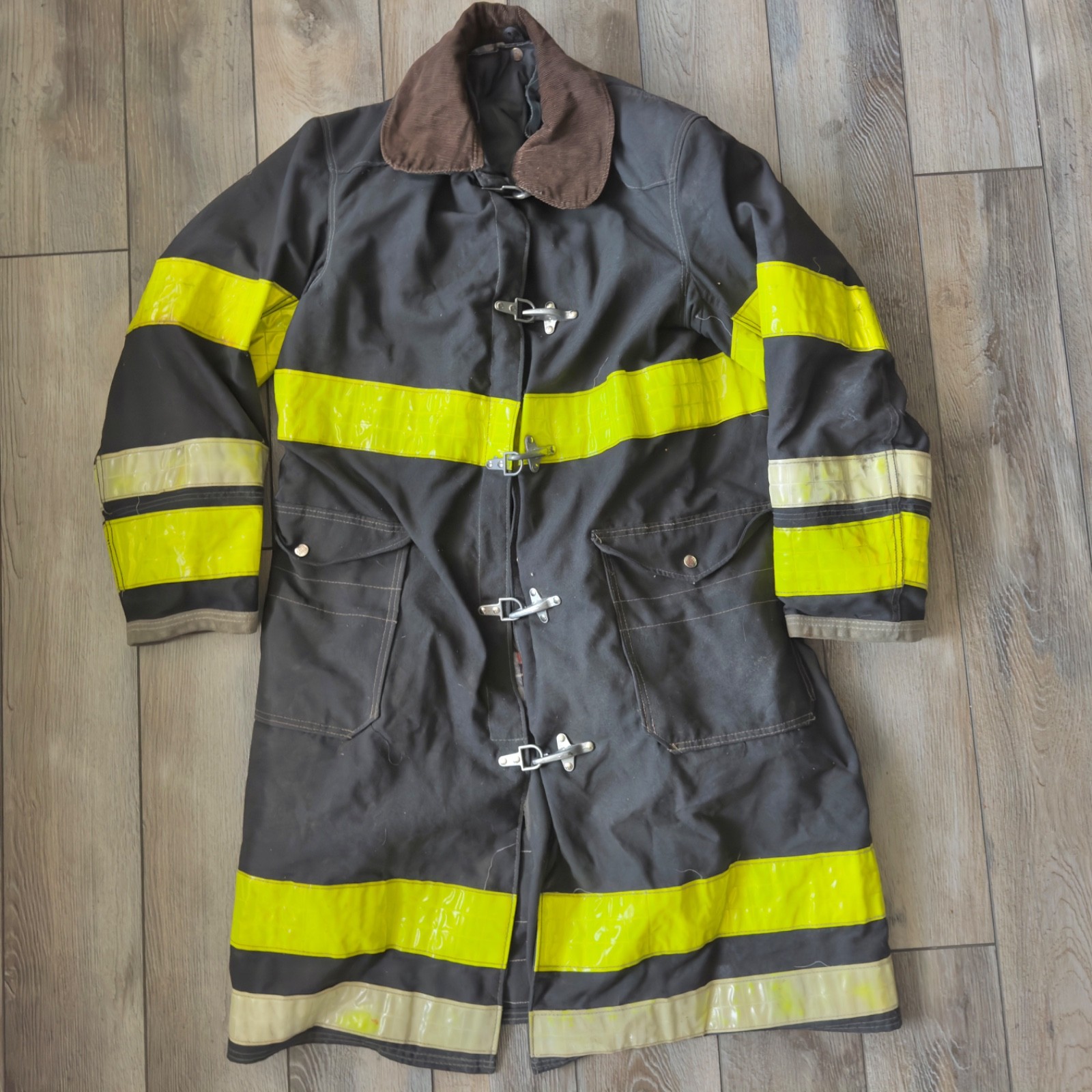 Vintage Globe Structural Black Firefighter Turnout Bunker Gear Jacket Coat