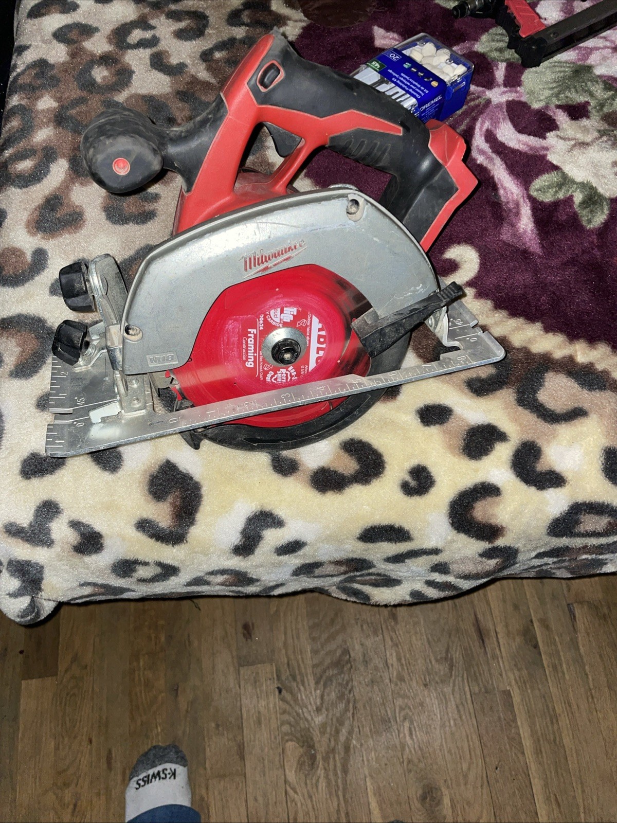 Milwaukee 2630-80 M18 18V Cordless Lithium-Ion 6-1/2 in. Circular Saw (Tool... Milwaukee 2630-80 M18 18V Cordless Lithium-Ion 6-1/2 in. Circular Saw (Tool...
