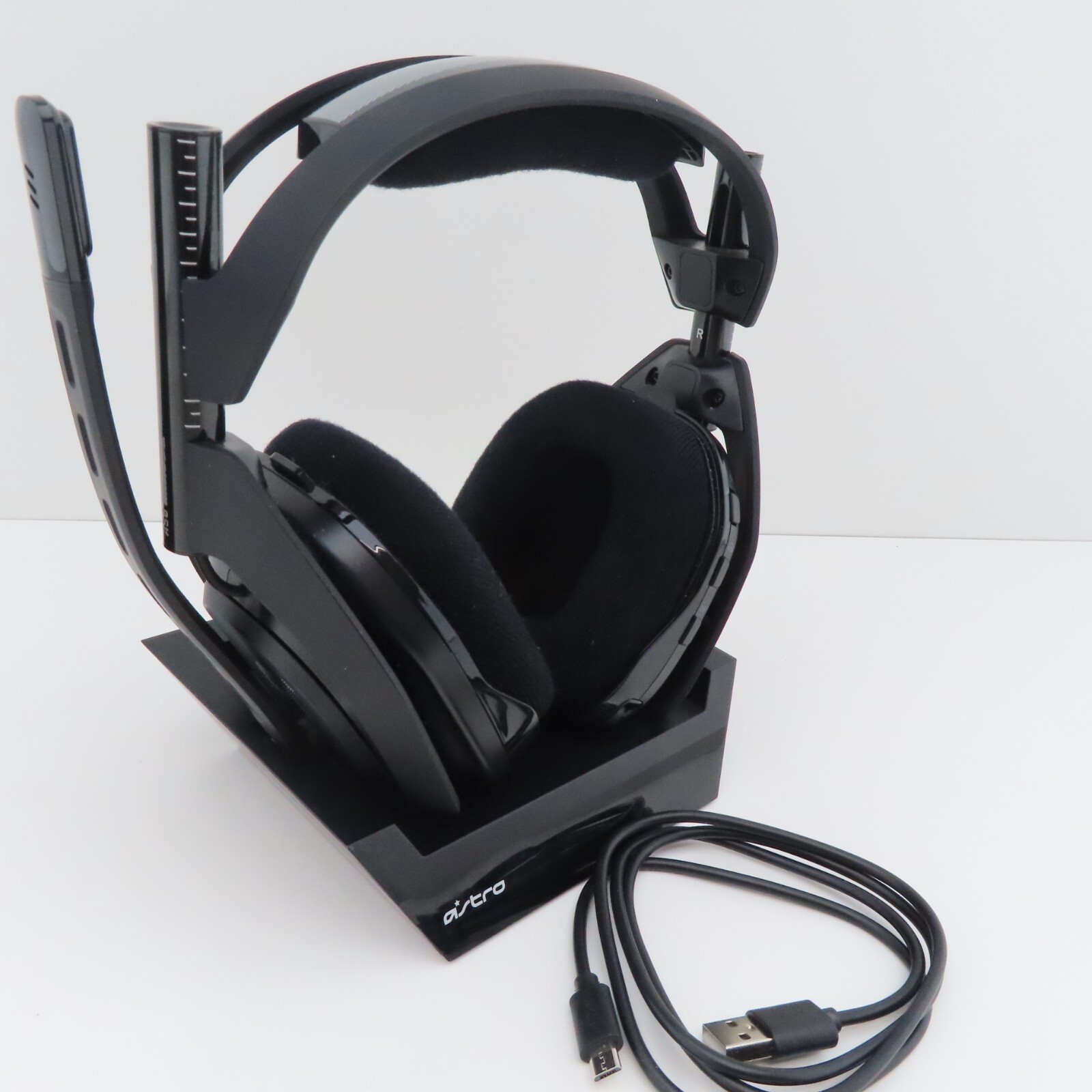 Astro A50 PS/Playstation PC/Mac Wireless Gaming Headset + Base Station Black