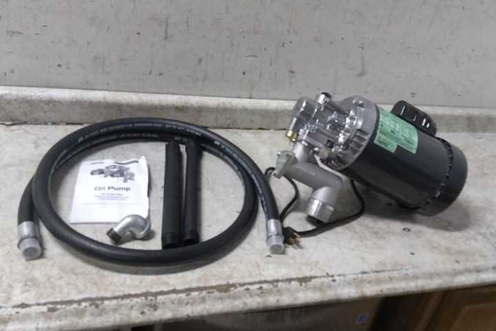 GPI L5132 1 HP 8 Max GPM 115VAC 500 Gal Max Container Electric Oil Transfer Pump