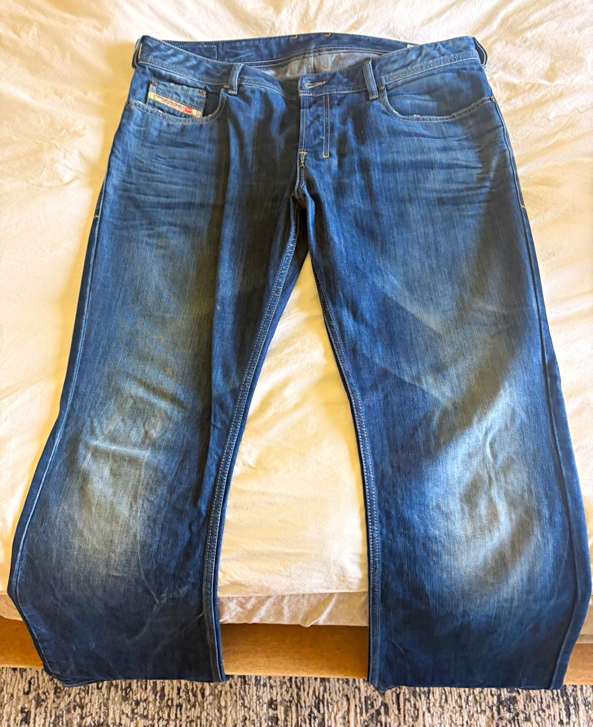 Diesel Industry Men’s Bootcut Jeans Regular Fit Blue Medium Wash Logo 36 Diesel Industry Men’s Bootcut Jeans Regular Fit Blue Medium Wash Logo 36