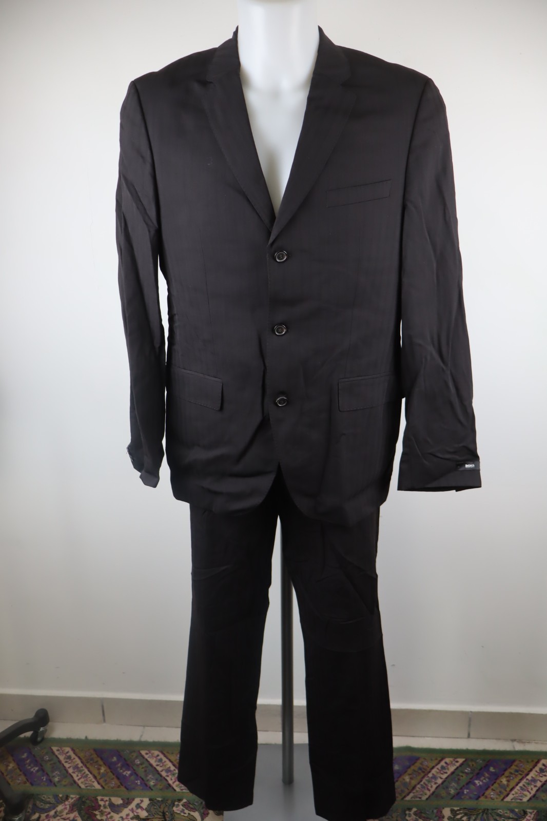 HUGO BOSS COMPLETE TWO PIECE MEN\'S SIZE 50 BLAZER PANTS SUIT CASUAL