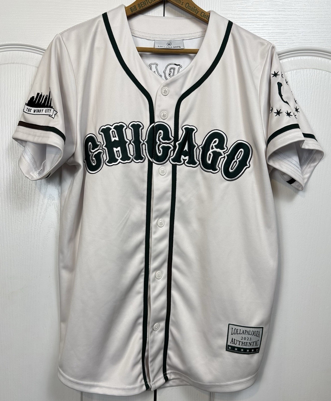 Lollapalooza 2023 Chicago Exclusive Baseball Jersey Size Medium Blue Rare M EUC Lollapalooza 2023 Chicago Exclusive Baseball Jersey Size Medium Blue Rare M EUC