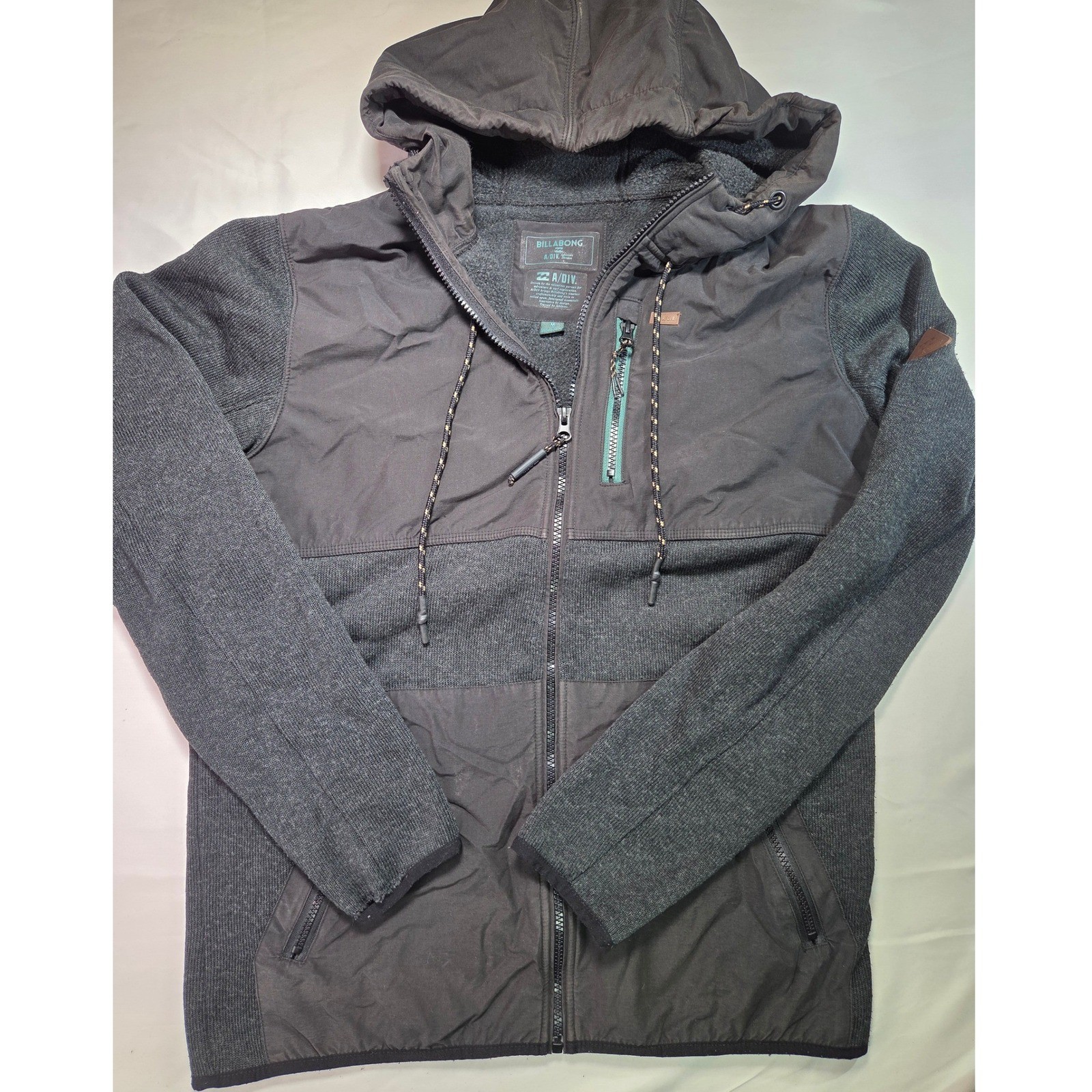 Billabong A/DIV Adventure Division Mens Medium Black Full Zip Hooded Jacket Billabong A/DIV Adventure Division Mens Medium Black Full Zip Hooded Jacket