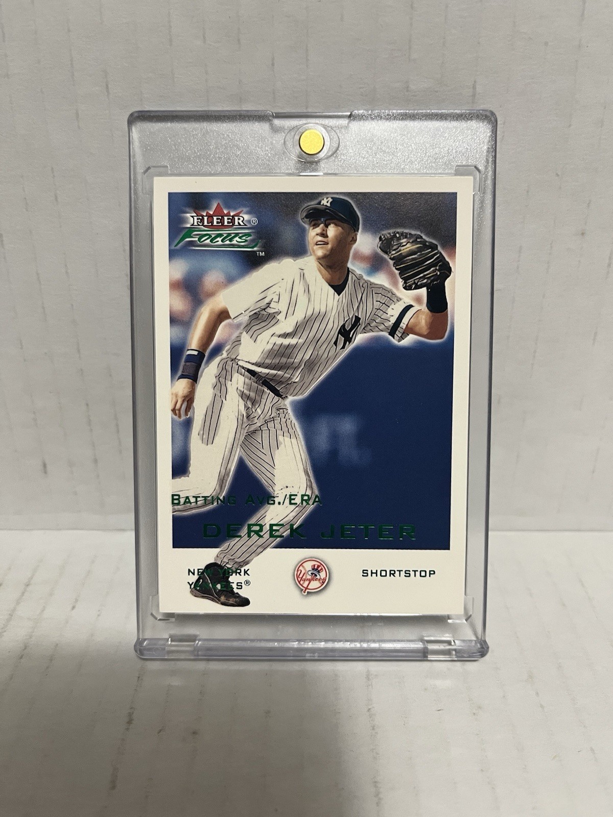 Derek Jeter 2001 Fleer Focus Green #1 /339  - Yankees - HOF